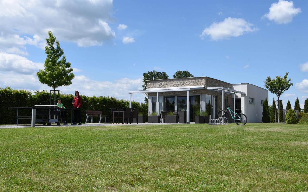Hotel Harmony Medical & Wellness-Free Parking, 1,8Km From The Center Kromeriz Luaran gambar