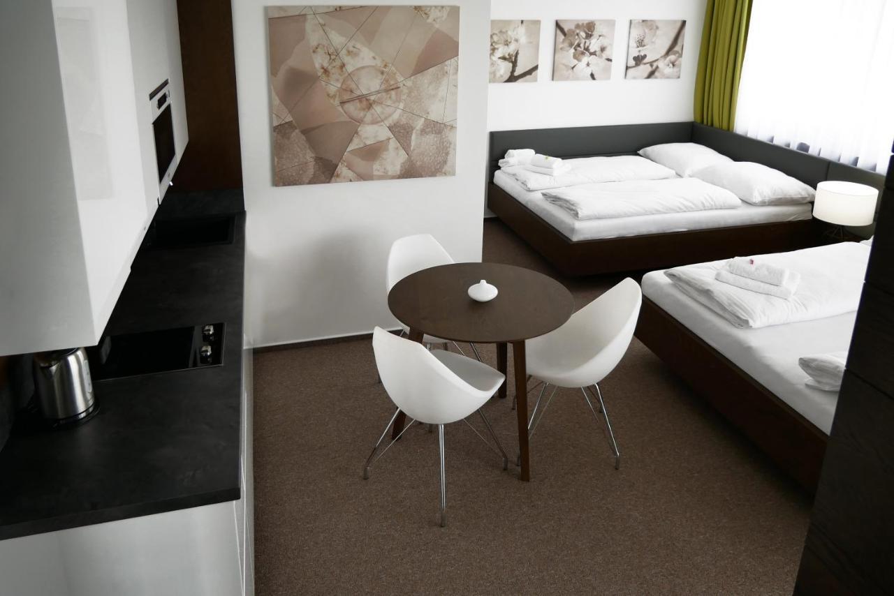 Hotel Harmony Medical & Wellness-Free Parking, 1,8Km From The Center Kromeriz Luaran gambar