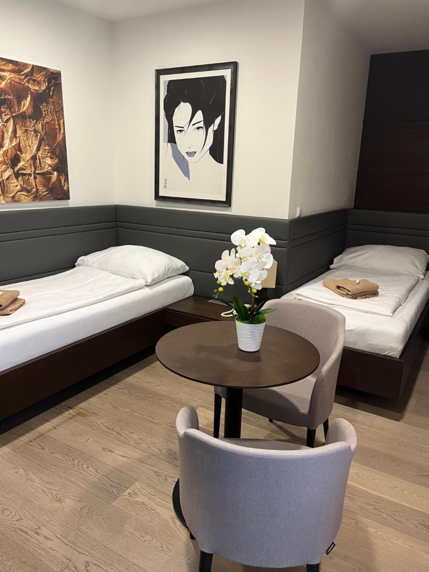 Hotel Harmony Medical & Wellness-Free Parking, 1,8Km From The Center Kromeriz Luaran gambar